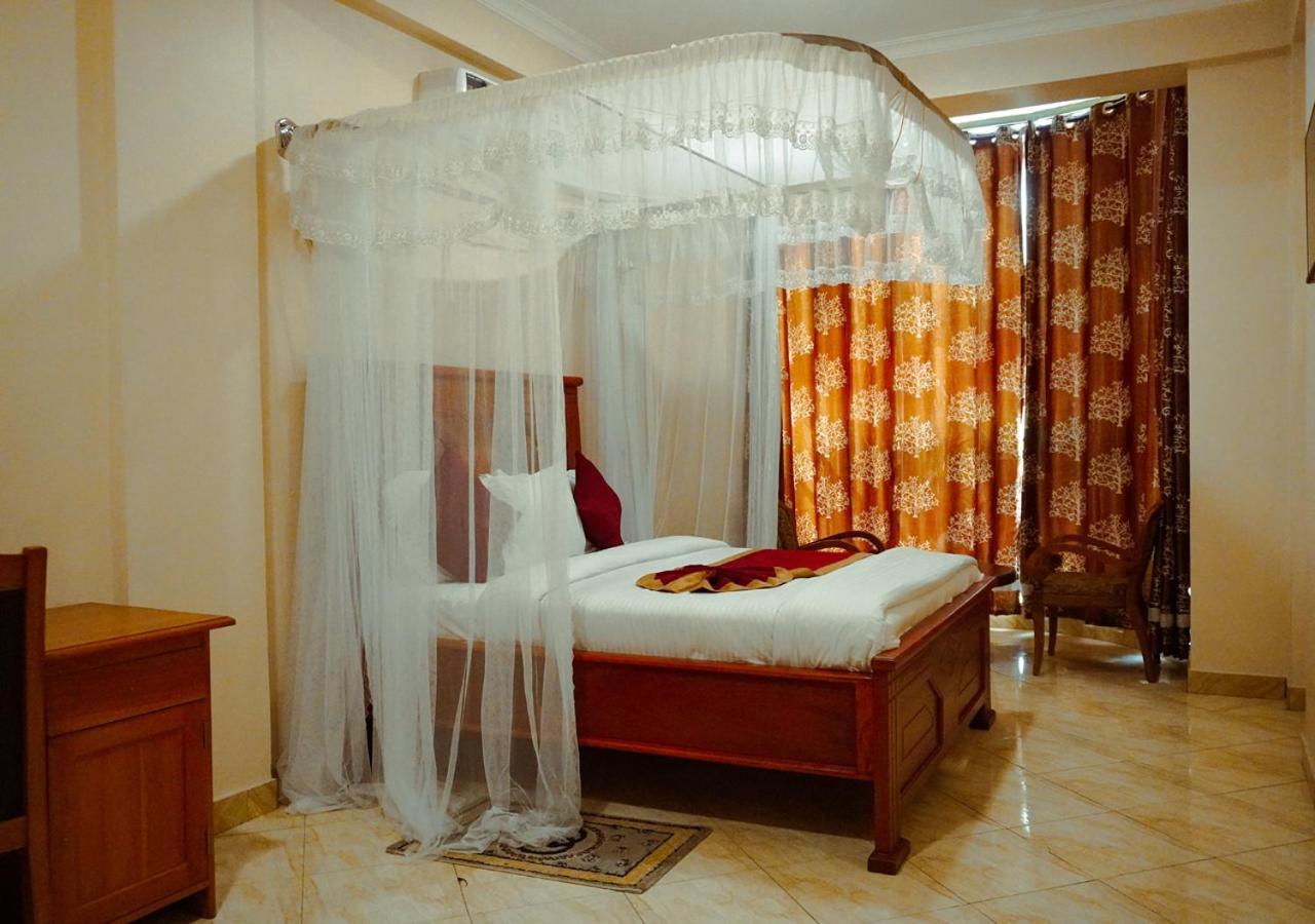 Senator Hotel อารูชา ภายนอก รูปภาพ